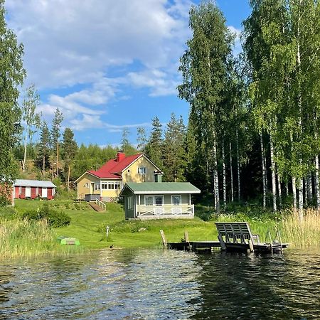 Jacuzzi Niemelae Villa Melkoniemi Екстериор снимка